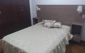 Depto para 4 Pinamar centro NO Grupos jóvenes